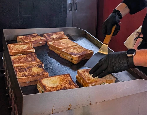 croque monsieur sur plancha